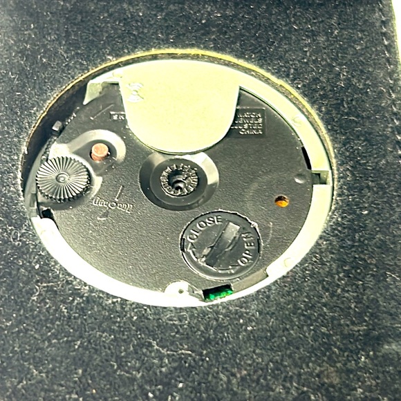 Pottery Barn folding black leather travel alarm clock w/photo frame - Picture 5 of 6